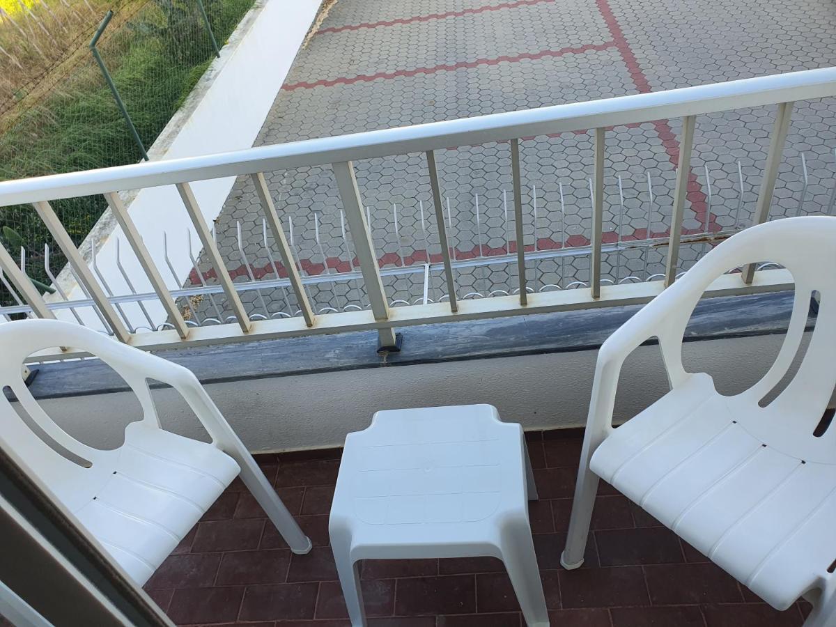 Residencial Campo-Mar By Umbral Hotel Портиман Екстериор снимка A balcony in a house